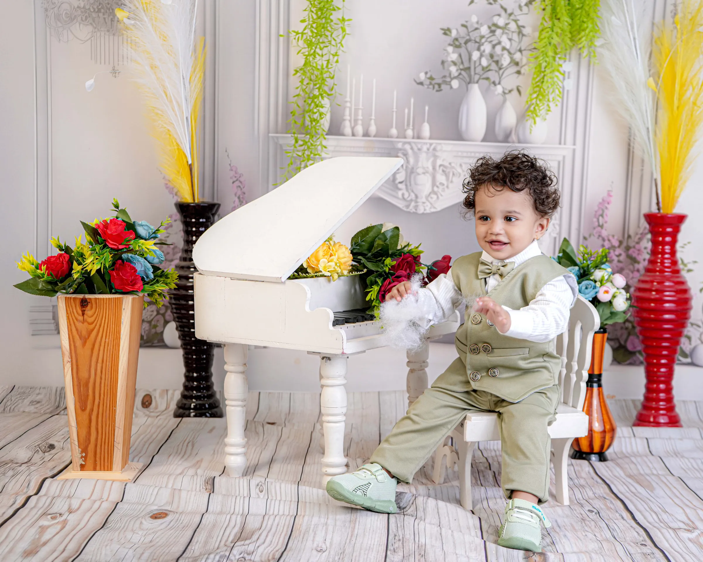 Kids photograph by Zenda Studio