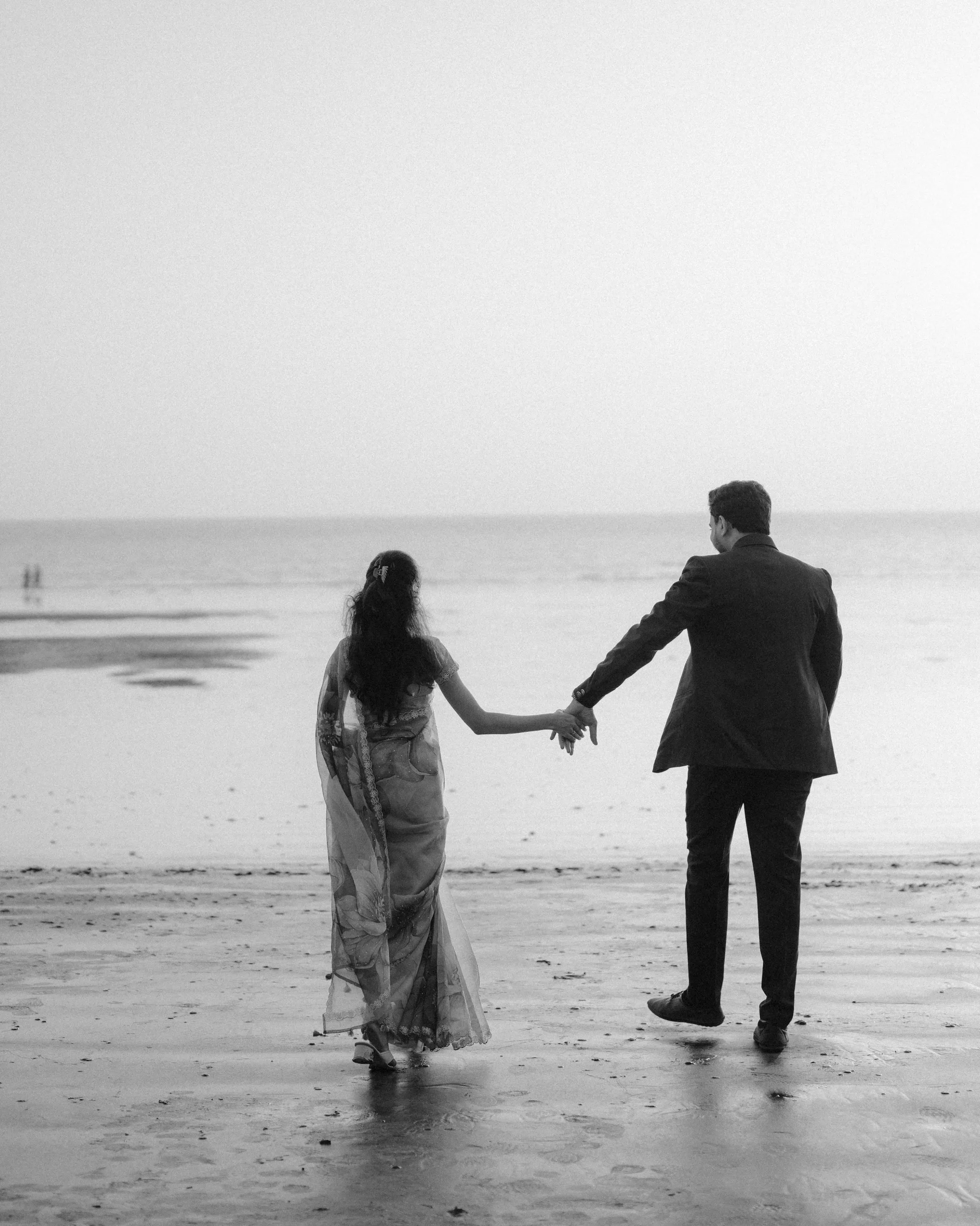 Pre-wedding photograph by Zenda Studio