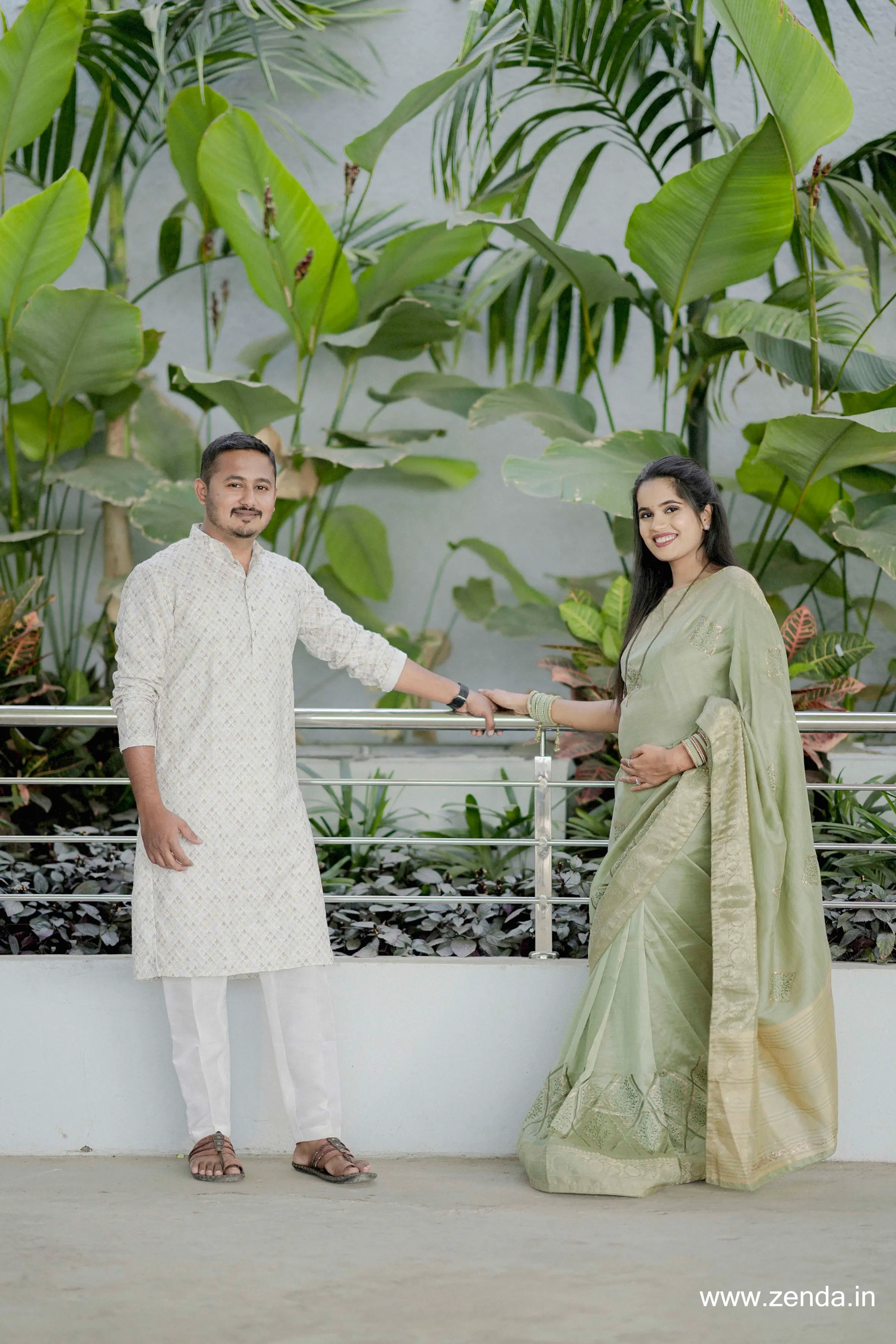 Maternity & Baby Shower photography by Zenda Studio